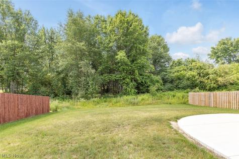 110 Harvest Way Elyria OH 44035
