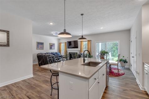 110 Harvest Way Elyria OH 44035