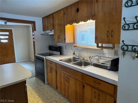 2160 Ingersoll Drive Akron OH 44320