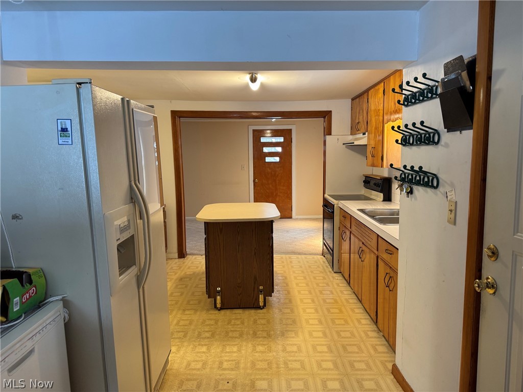 2160 Ingersoll Drive Akron OH 44320