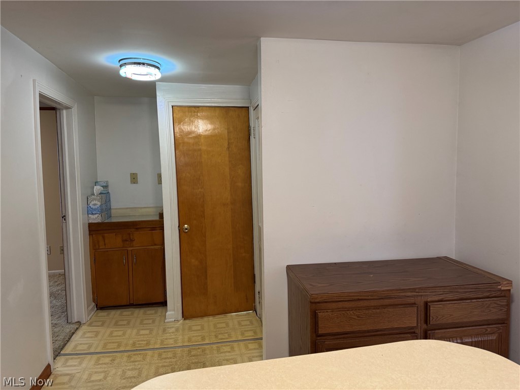 2160 Ingersoll Drive Akron OH 44320