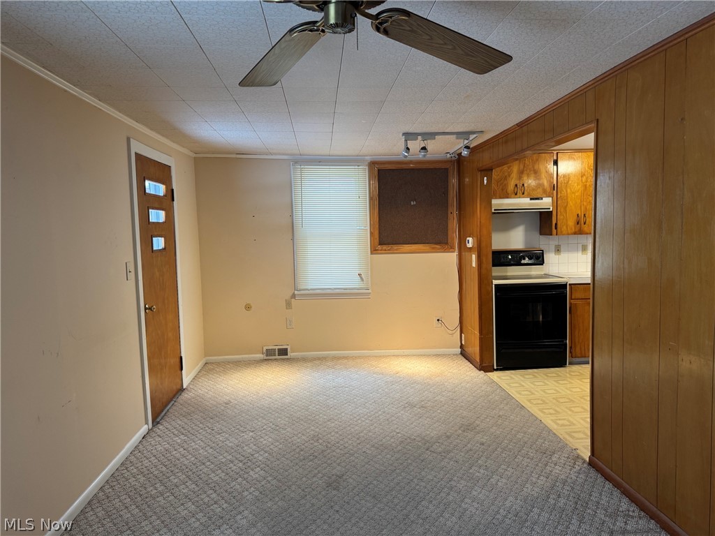 2160 Ingersoll Drive Akron OH 44320