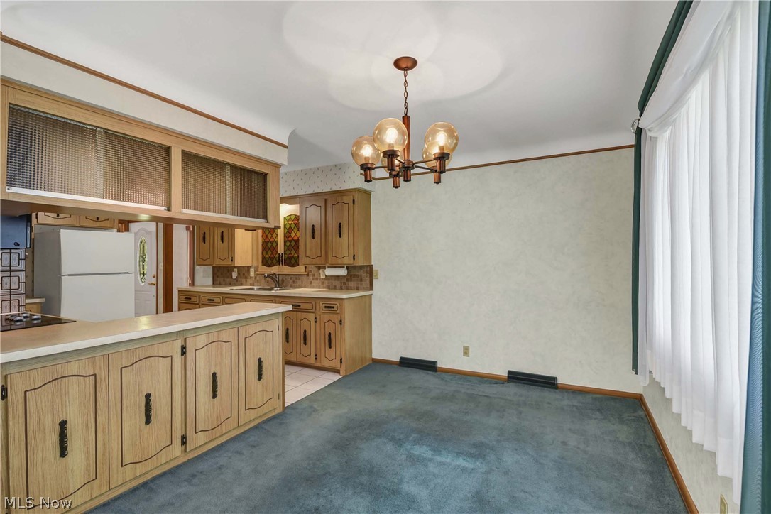 8089 Wesley Drive Strongsville OH 44136