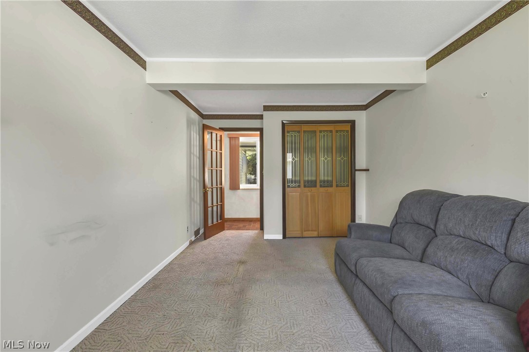 8089 Wesley Drive Strongsville OH 44136