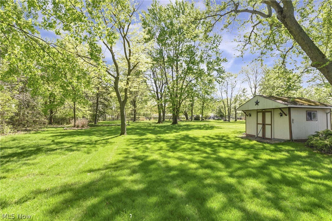 8089 Wesley Drive Strongsville OH 44136