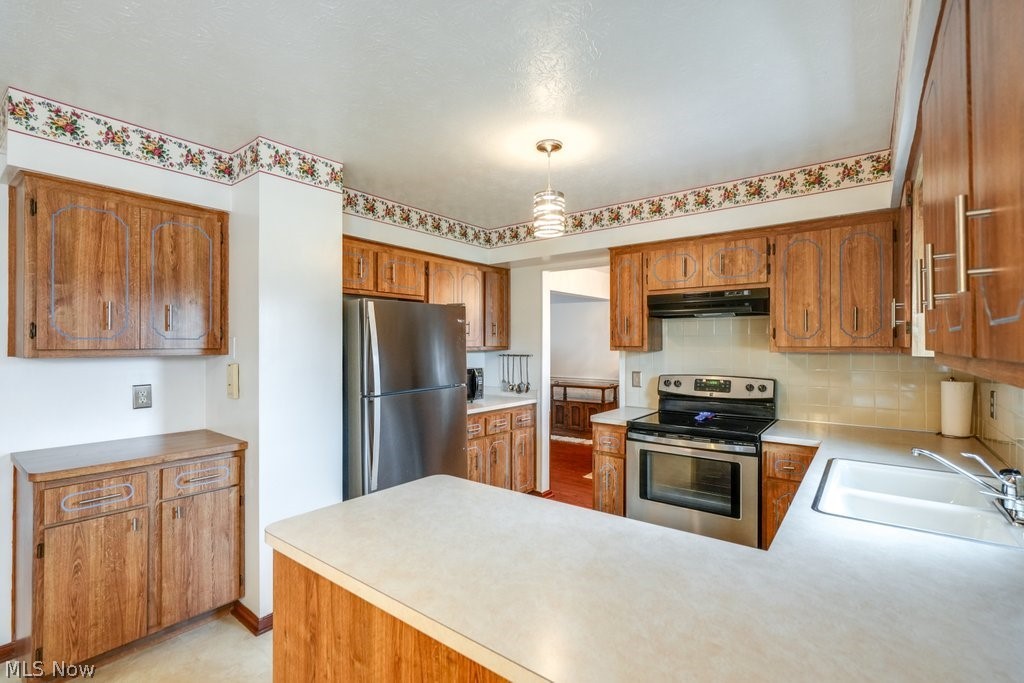 4124 Coral Gables Drive Parma OH 44134