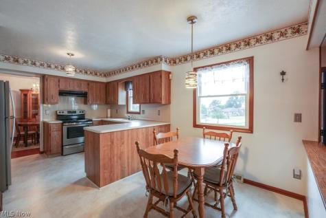 4124 Coral Gables Drive Parma OH 44134