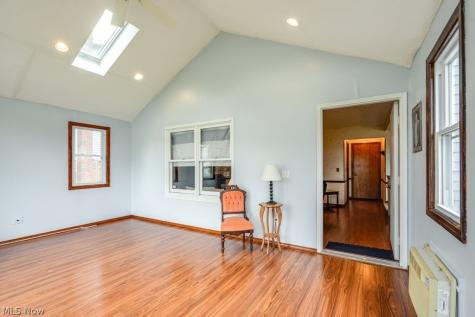 4124 Coral Gables Drive Parma OH 44134