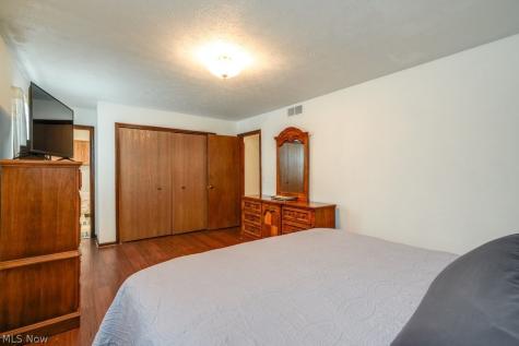 4124 Coral Gables Drive Parma OH 44134