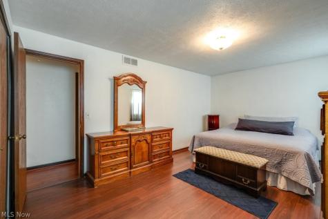 4124 Coral Gables Drive Parma OH 44134