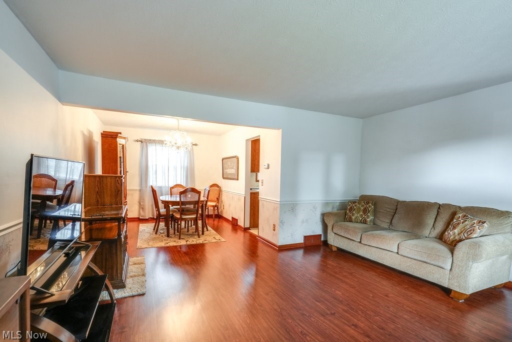 4124 Coral Gables Drive Parma OH 44134