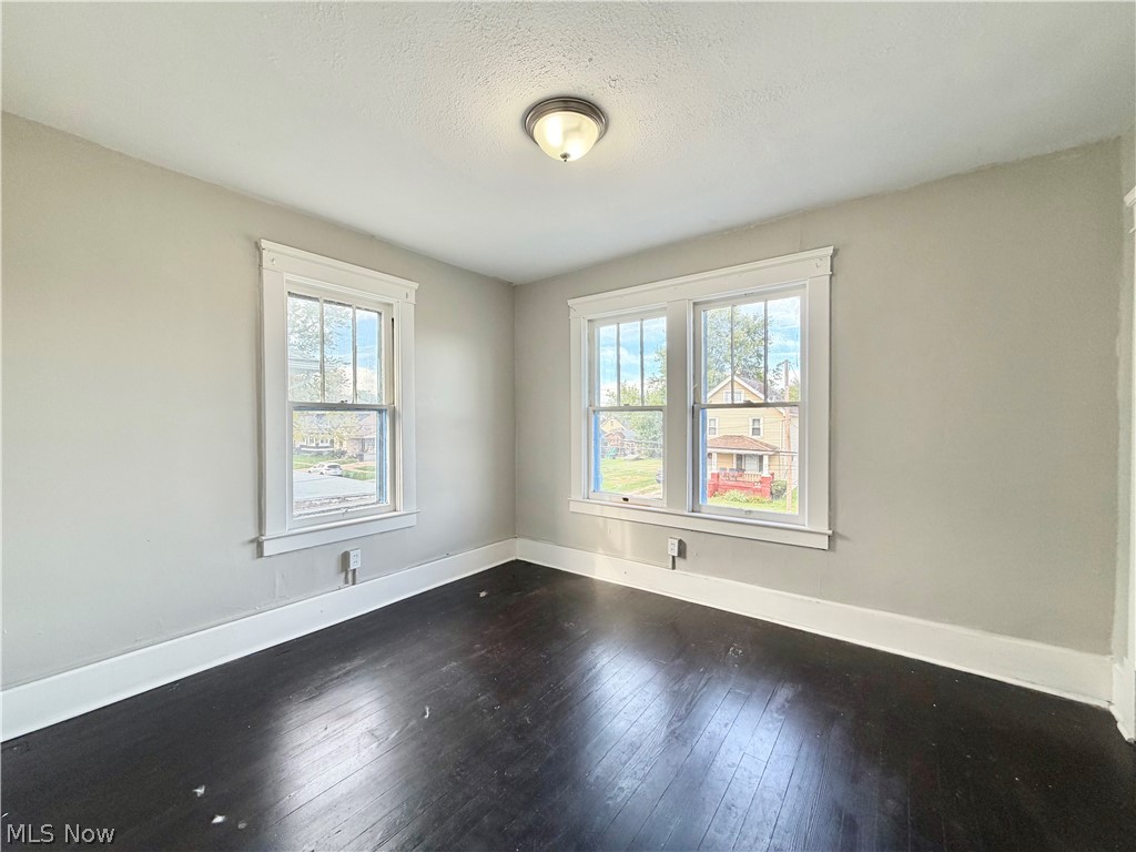 2909 Denver Avenue Lorain OH 44055