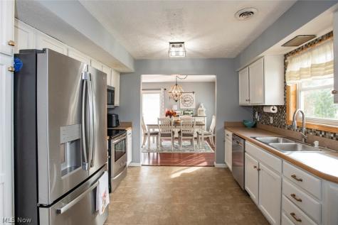 3824 Fennway Boulevard Medina OH 44256