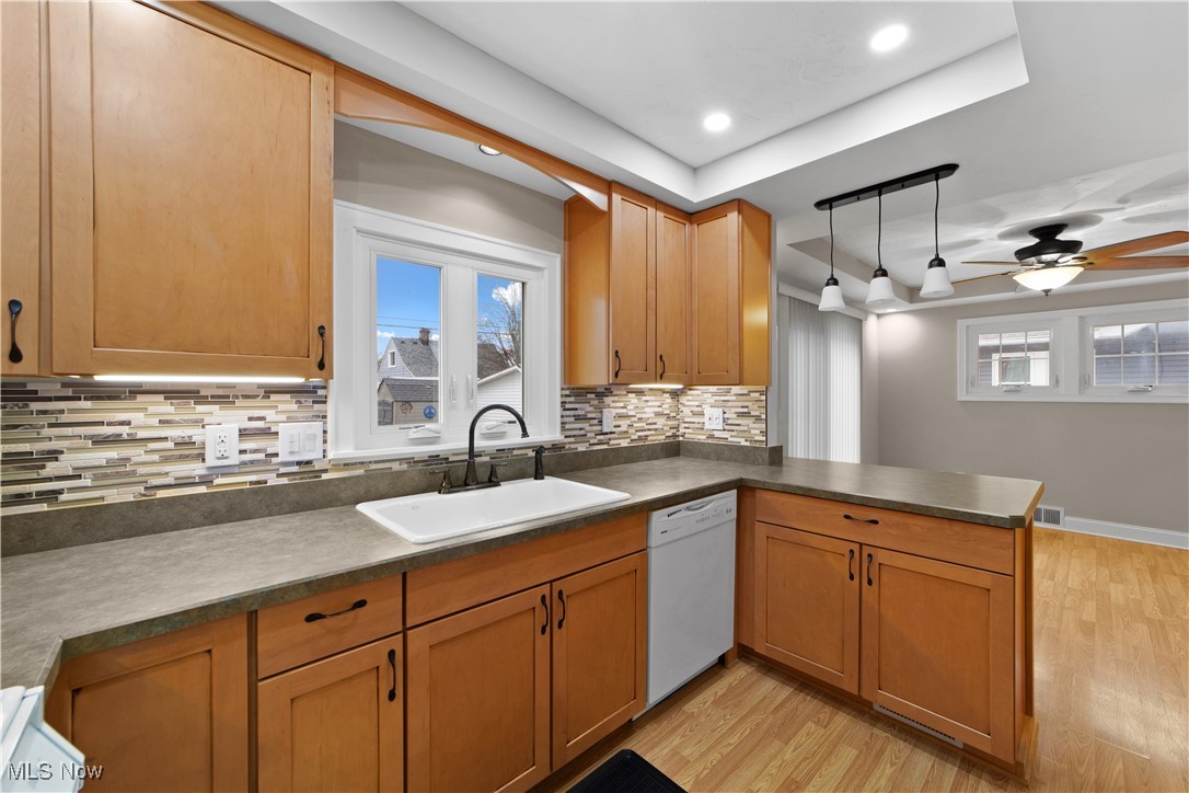 16809 Melgrave Avenue Cleveland OH 44135