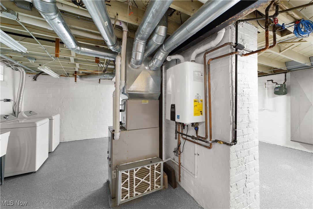 16809 Melgrave Avenue Cleveland OH 44135