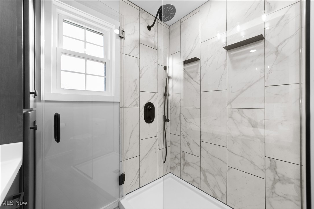 16809 Melgrave Avenue Cleveland OH 44135