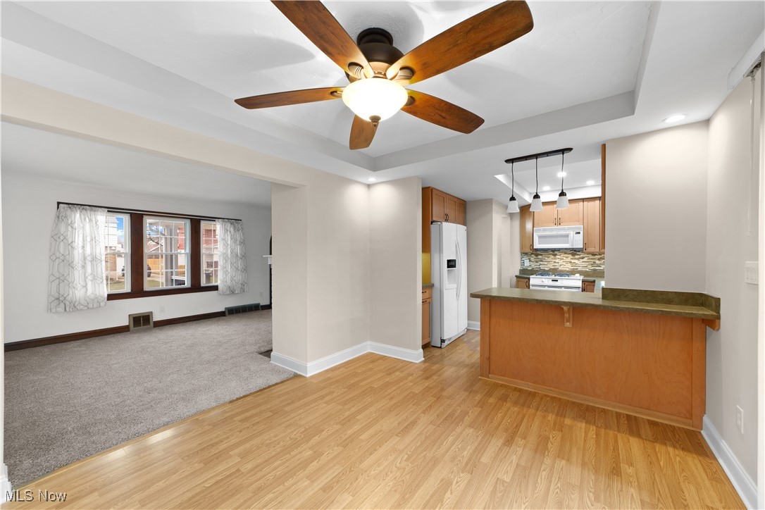 16809 Melgrave Avenue Cleveland OH 44135