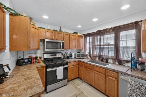 728 Wall Street Akron OH 44310