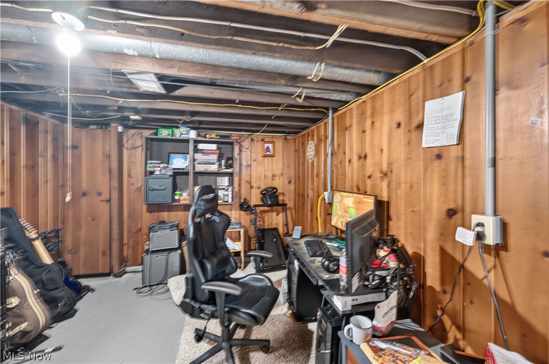 728 Wall Street Akron OH 44310
