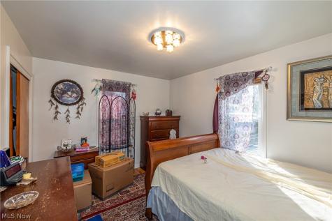 37891 Lake Drive Avon OH 44011