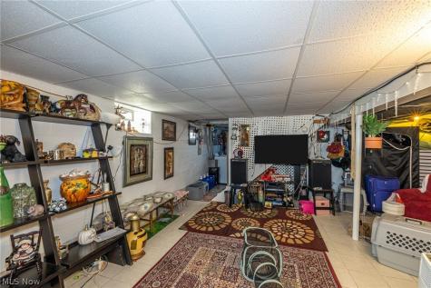 37891 Lake Drive Avon OH 44011