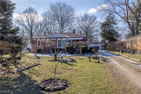 37891 Lake Drive Avon OH 44011