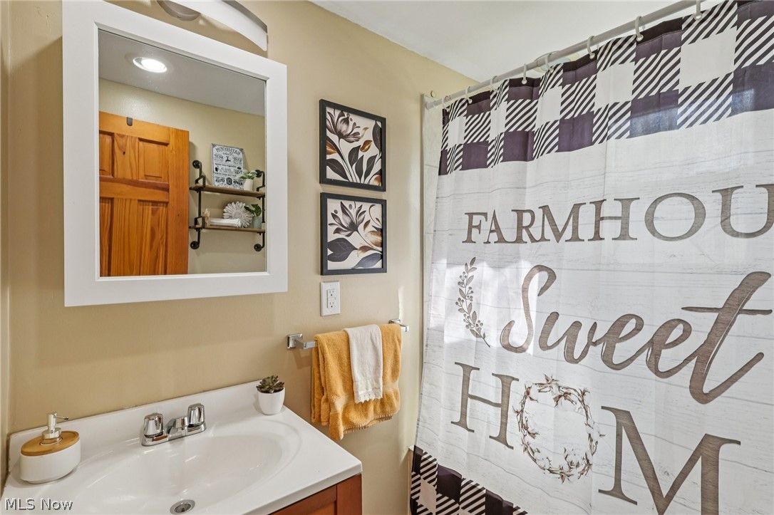 2825 Orchard Drive Willoughby Hills OH 44092
