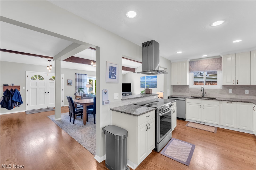 6027 Park Ridge Drive North Olmsted OH 44070