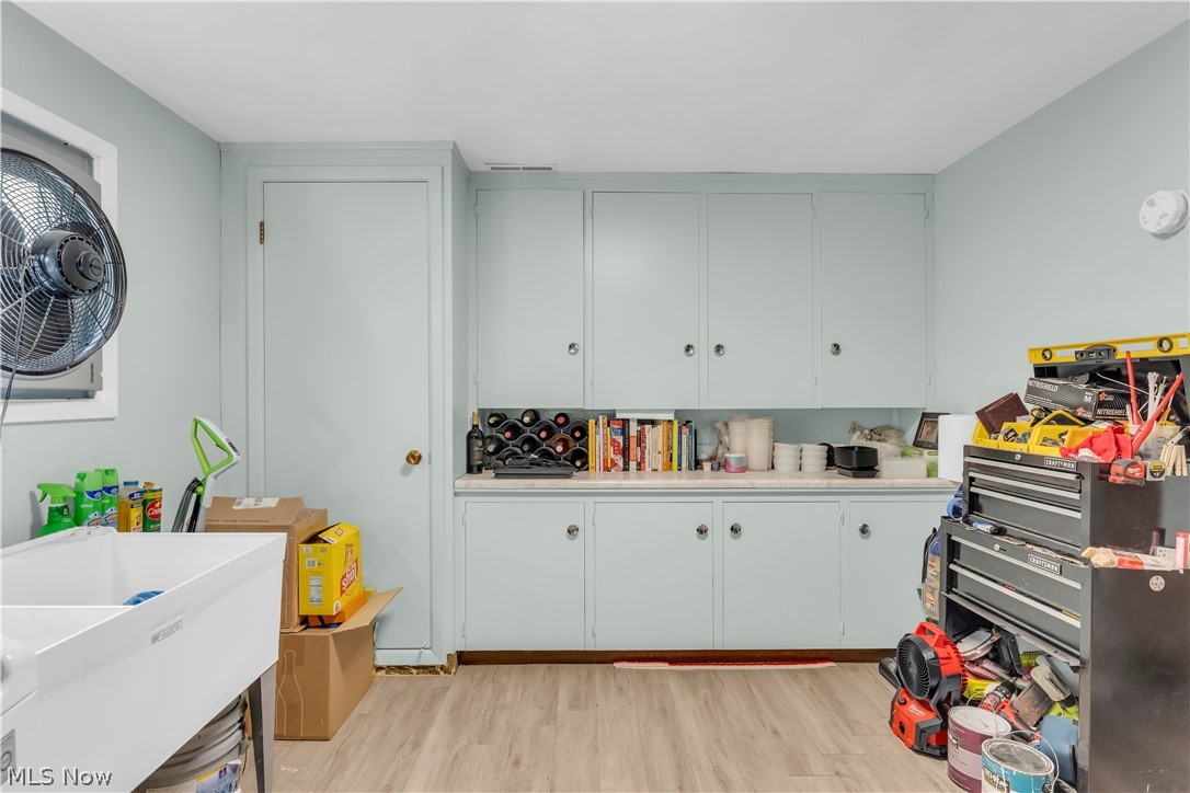 6027 Park Ridge Drive North Olmsted OH 44070