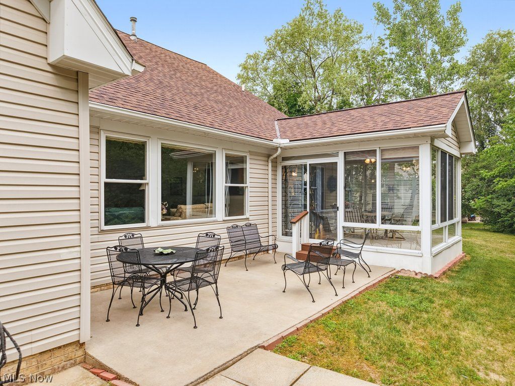 8205 Versailles Place Macedonia OH 44056