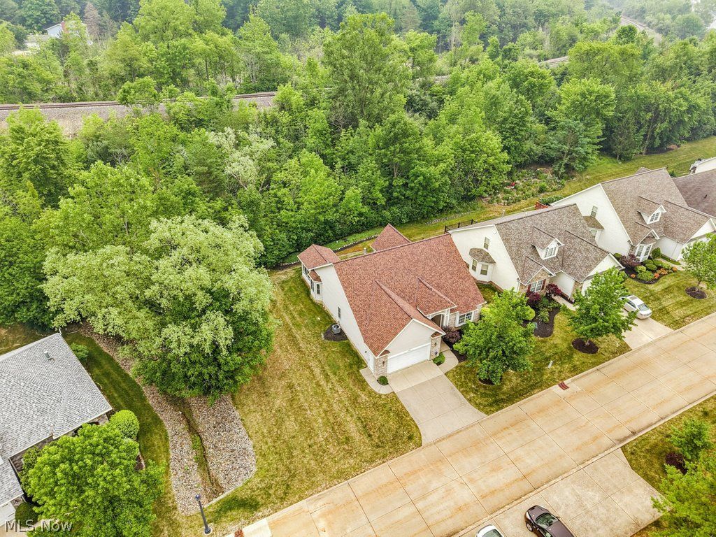 8205 Versailles Place Macedonia OH 44056