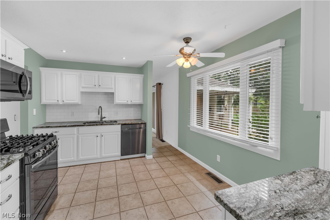 6210 Mills Creek Lane North Ridgeville OH 44039