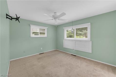 6210 Mills Creek Lane North Ridgeville OH 44039