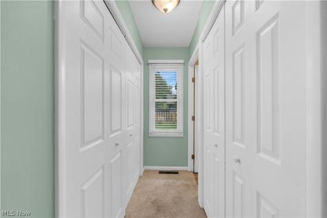6210 Mills Creek Lane North Ridgeville OH 44039