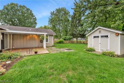 6210 Mills Creek Lane North Ridgeville OH 44039