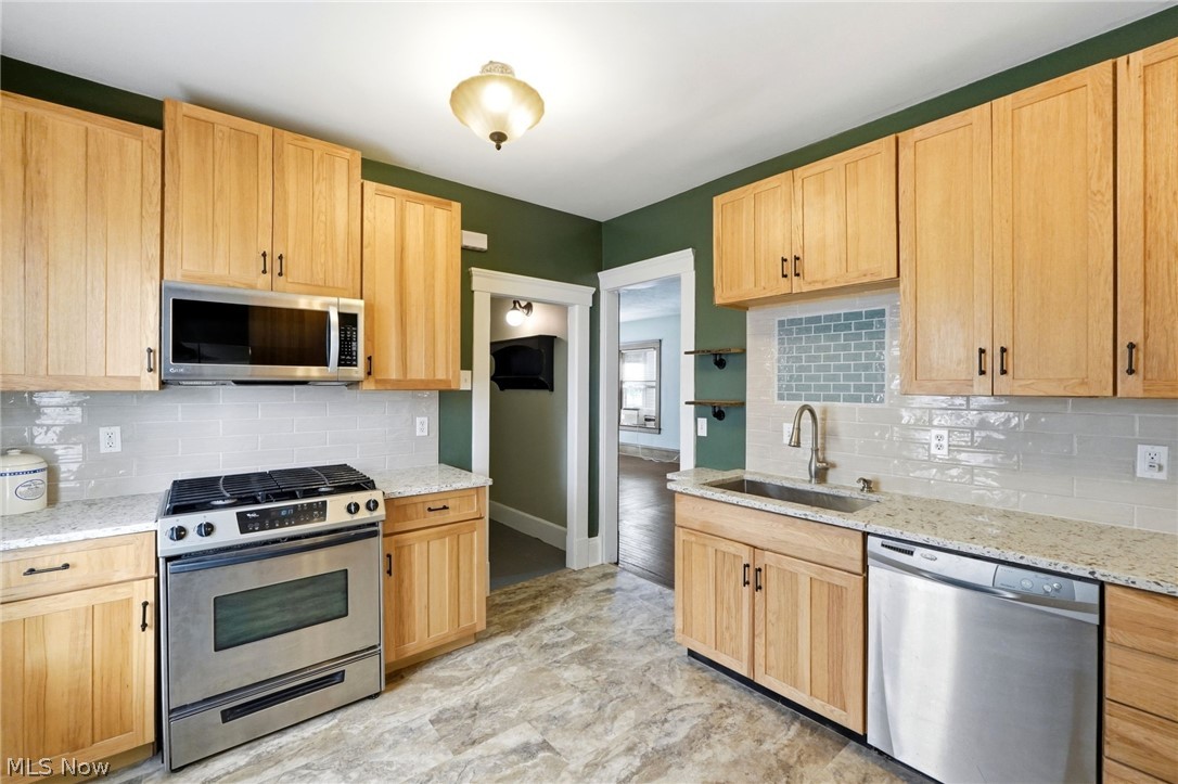 425 West Avenue Elyria OH 44035