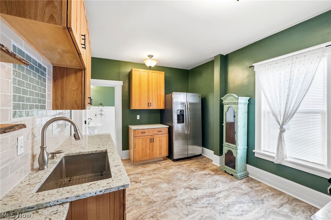 425 West Avenue Elyria OH 44035