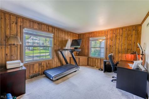 22532 Byron Road Shaker Heights OH 44122