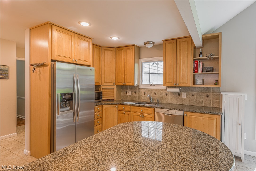 22532 Byron Road Shaker Heights OH 44122