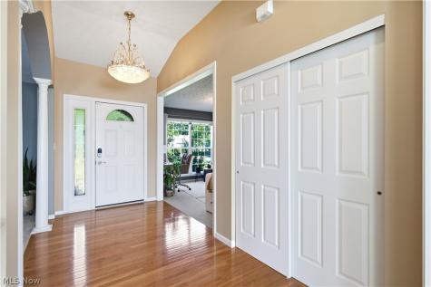 8913 Isabelle Lane Macedonia OH 44056