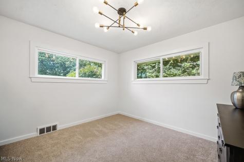 4697 Canterbury Road North Olmsted OH 44070