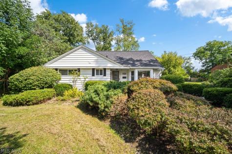 4697 Canterbury Road North Olmsted OH 44070