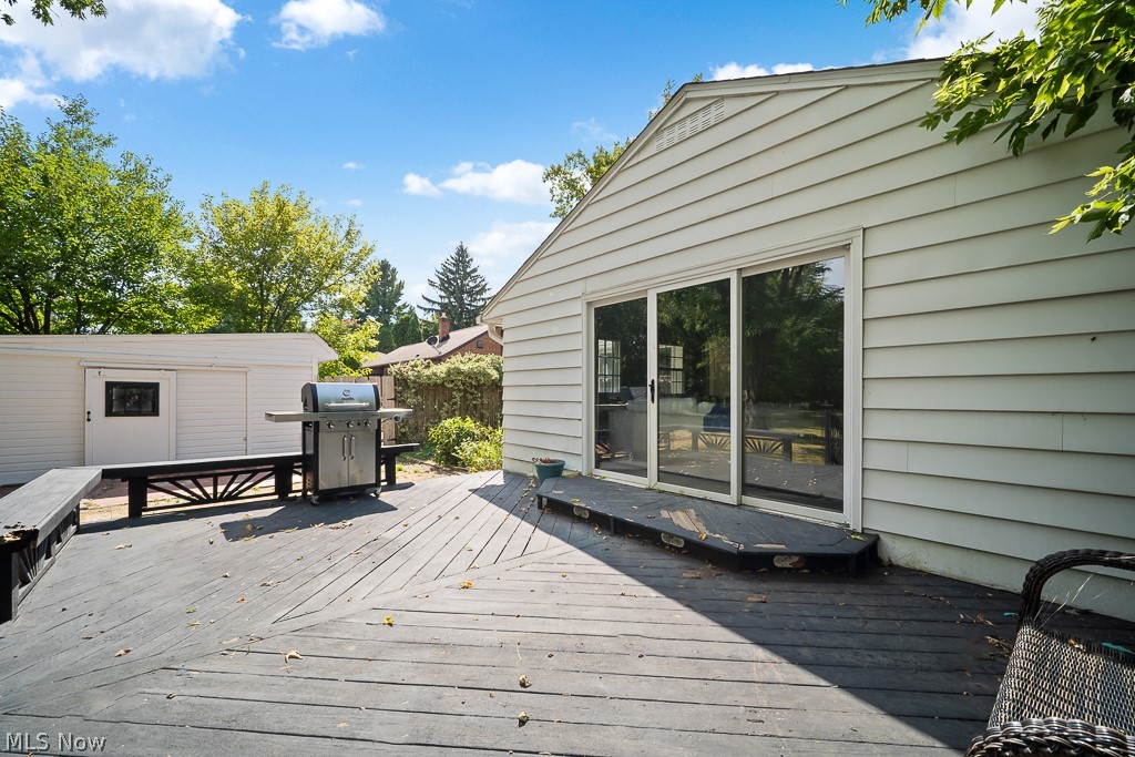 4697 Canterbury Road North Olmsted OH 44070