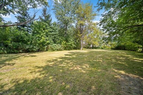 4697 Canterbury Road North Olmsted OH 44070