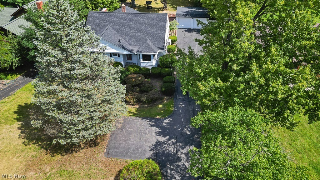 4697 Canterbury Road North Olmsted OH 44070