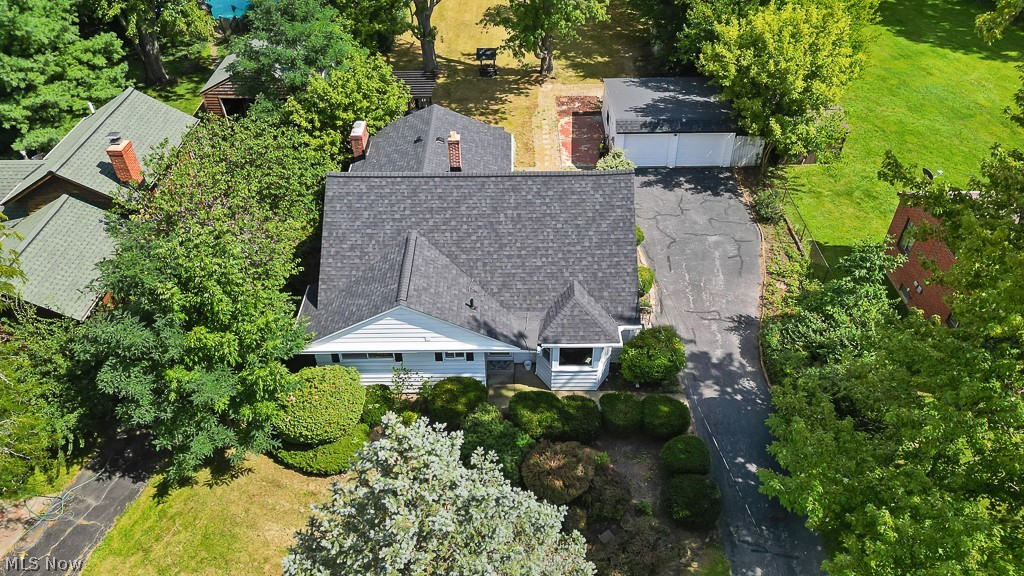 4697 Canterbury Road North Olmsted OH 44070