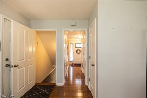 18717 Walnut Drive Strongsville OH 44149