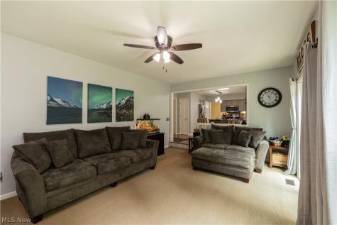 18717 Walnut Drive Strongsville OH 44149