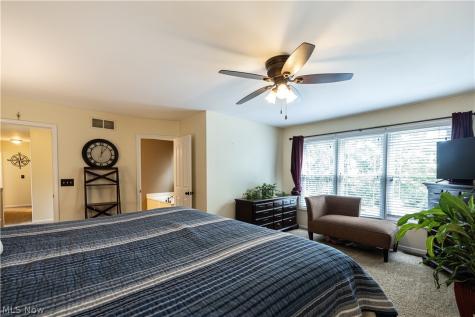 18717 Walnut Drive Strongsville OH 44149