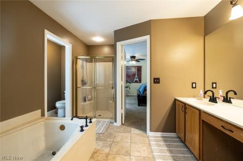 18717 Walnut Drive Strongsville OH 44149